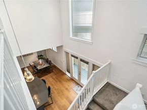 917 18th Avenue C, Seattle WA 98122