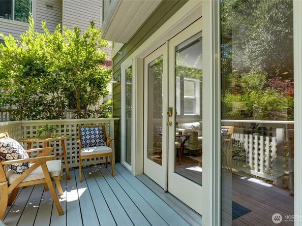 917 18th Avenue C, Seattle WA 98122