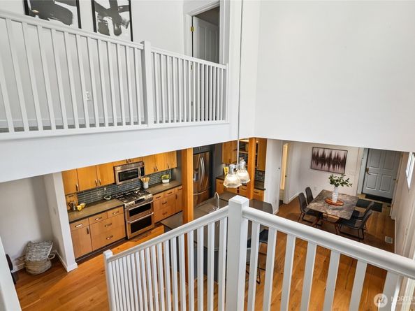 917 18th Avenue C, Seattle WA 98122