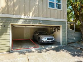 917 18th Avenue C, Seattle WA 98122
