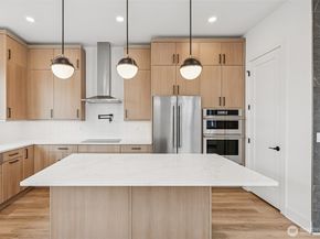 18805 99th Court NE E, Bothell WA 98011