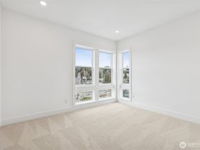 18805 99th Court NE E, Bothell WA 98011