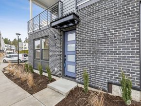 18805 99th Court NE E, Bothell WA 98011