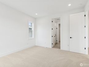 18805 99th Court NE E, Bothell WA 98011