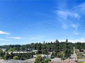 18805 99th Court NE E, Bothell WA 98011
