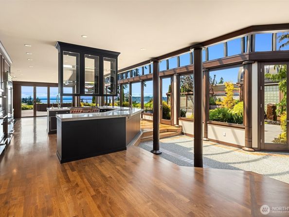 9716 58th Place W, Mukilteo WA 98275