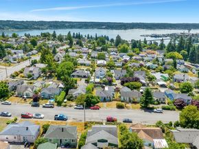 2129 Parker Place, Bremerton WA 98310