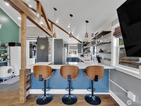 2129 Parker Place, Bremerton WA 98310