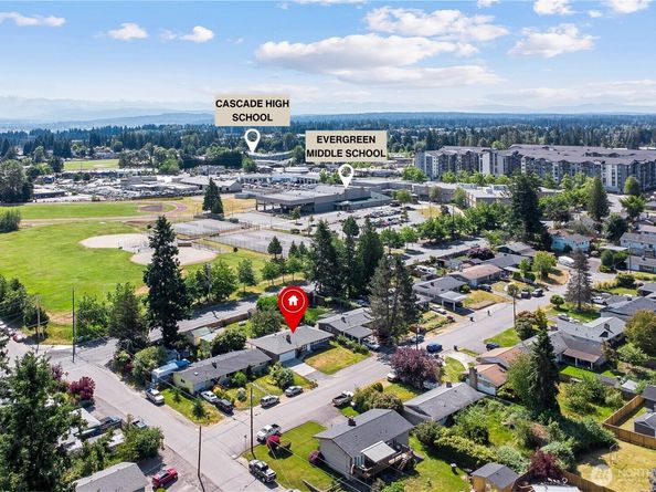 7611 Easy Street, Everett WA 98203