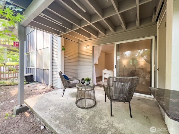 17203 NE 45th St 43, Redmond WA 98052