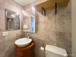17203 NE 45th St 43, Redmond WA 98052