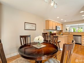 2015 Mill Pointe Drive SE, Mill Creek WA 98012