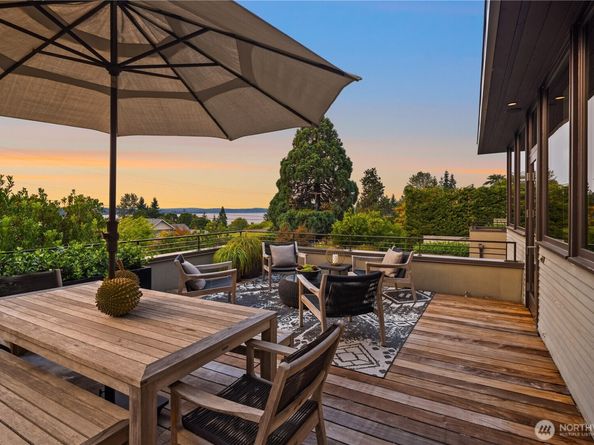2236 66th Avenue SE, Mercer Island WA 98040