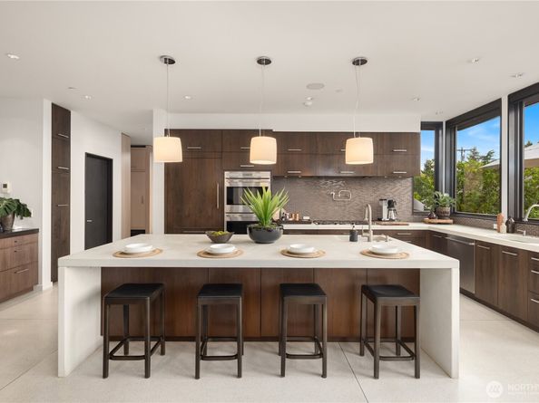 2236 66th Avenue SE, Mercer Island WA 98040