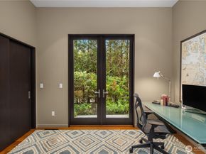2236 66th Avenue SE, Mercer Island WA 98040