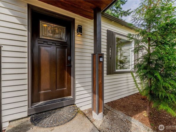 23737 100th Avenue SE, Kent WA 98031