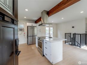 23737 100th Avenue SE, Kent WA 98031