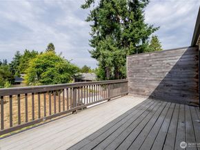 23737 100th Avenue SE, Kent WA 98031