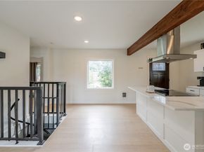 23737 100th Avenue SE, Kent WA 98031