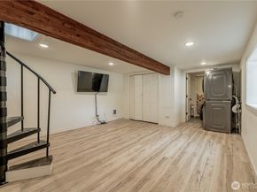 23737 100th Avenue SE, Kent WA 98031