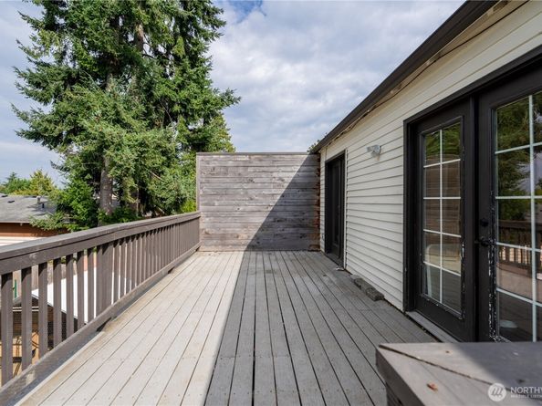 23737 100th Avenue SE, Kent WA 98031