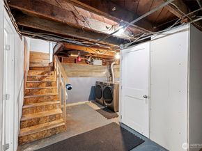 10728 Stone Avenue N, Seattle WA 98133