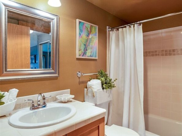 7223 NE 175th Street 108, Kenmore WA 98028