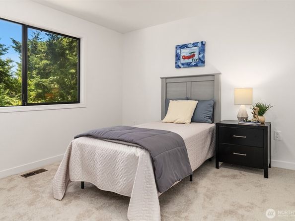 22918 49th Avenue SE, Bothell WA 98021