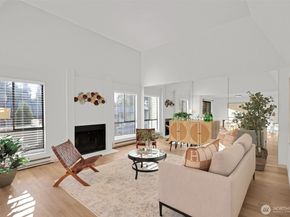 10218 NE 16th Street Q7, Bellevue WA 98004