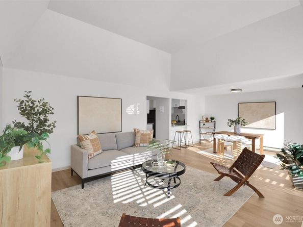 10218 NE 16th Street Q7, Bellevue WA 98004