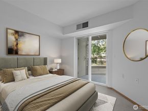1822 152nd E308, Bellevue WA 98007