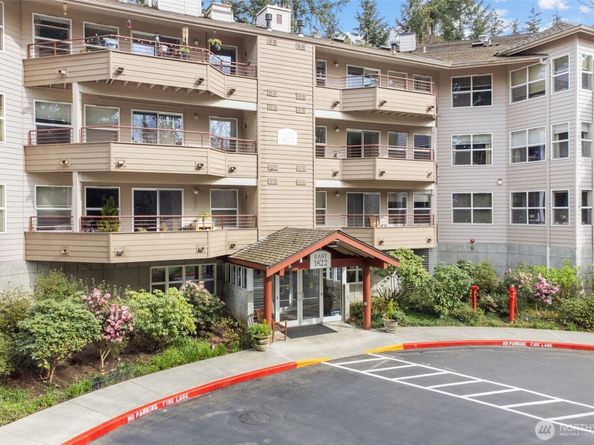 1822 152nd E308, Bellevue WA 98007
