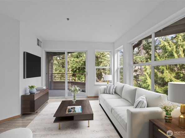 1822 152nd E308, Bellevue WA 98007