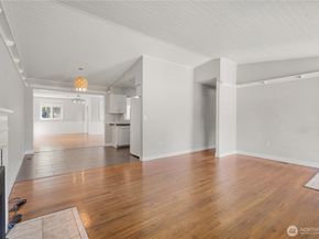 17004 11th Avenue NE, Shoreline WA 98155
