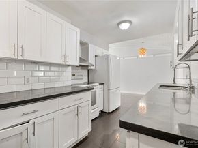17004 11th Avenue NE, Shoreline WA 98155