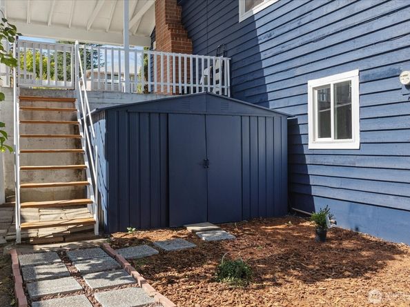 11250 57th Avenue S, Seattle WA 98178