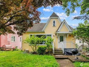7842 Lake City Way NE, Seattle WA 98115