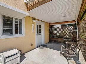 7842 Lake City Way NE, Seattle WA 98115