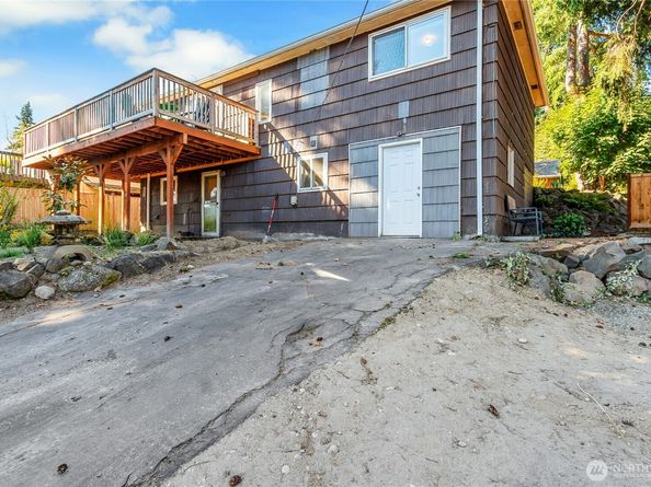 20204 9th Avenue S, Des Moines WA 98198