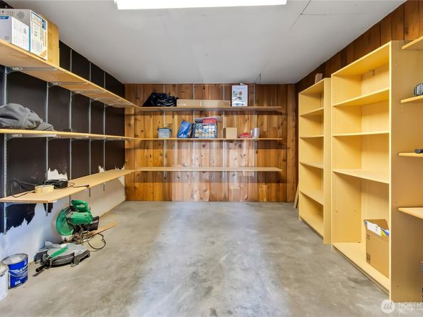 20204 9th Avenue S, Des Moines WA 98198