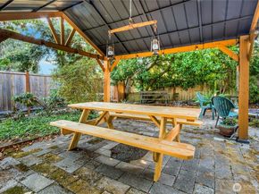 20204 9th Avenue S, Des Moines WA 98198