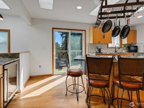 20204 9th Avenue S, Des Moines WA 98198