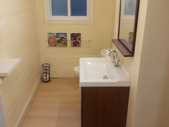 20204 9th Avenue S, Des Moines WA 98198