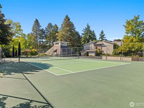 6423 Sand Point Way NE, Seattle WA 98115