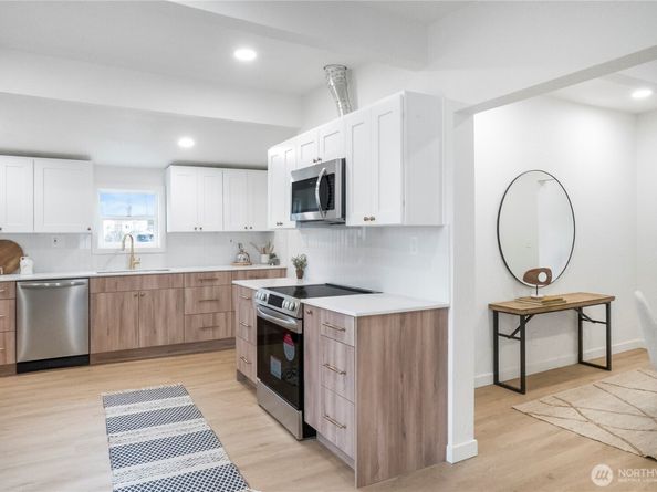 11853 12th Avenue S, Seattle WA 98168