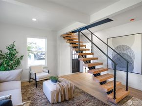11853 12th Avenue S, Seattle WA 98168