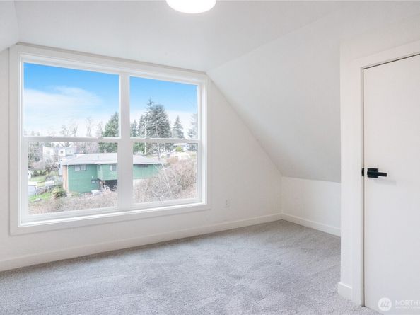 11853 12th Avenue S, Seattle WA 98168
