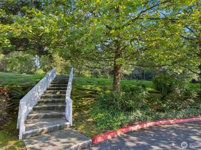 15300 112th Avenue NE A304, Bothell WA 98011
