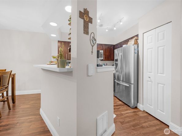 15300 112th Avenue NE A304, Bothell WA 98011