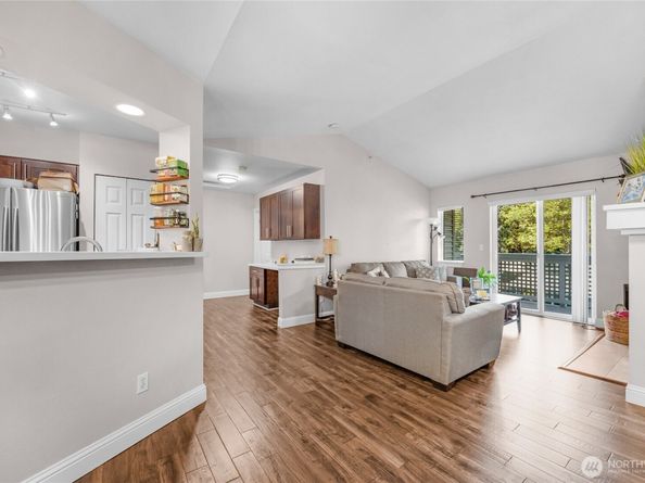15300 112th Avenue NE A304, Bothell WA 98011